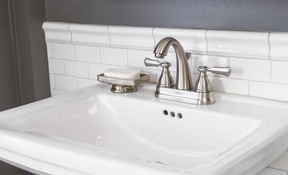 elmhurst-kitchen-listing-desktop.jpg