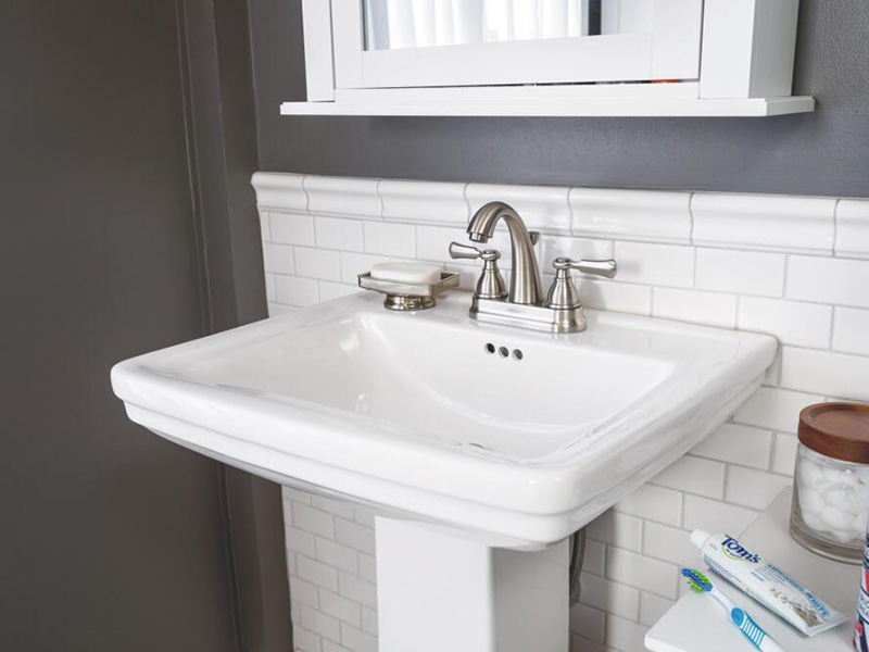 Elmhurst™ Bathroom Collection